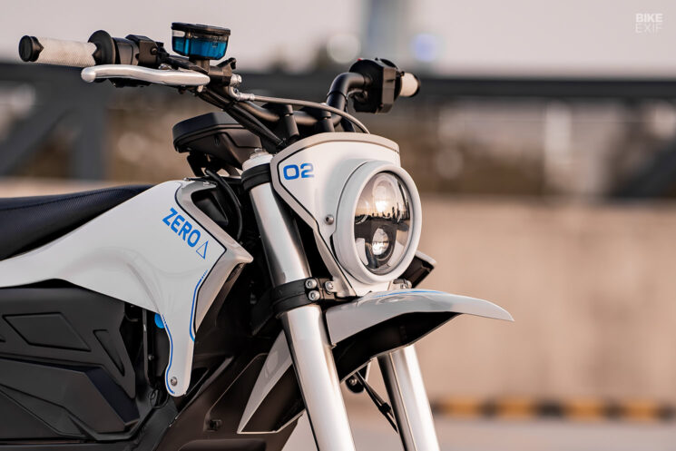 Supermotard électrique Zero FX personnalisé 