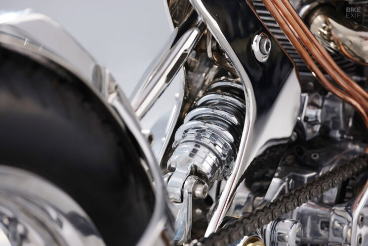Traqueur de planche Harley Sportster par Krom Works