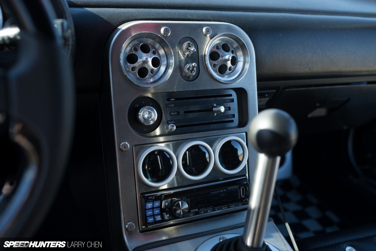 Larry_Chen_Speedhunters_black_miata-26