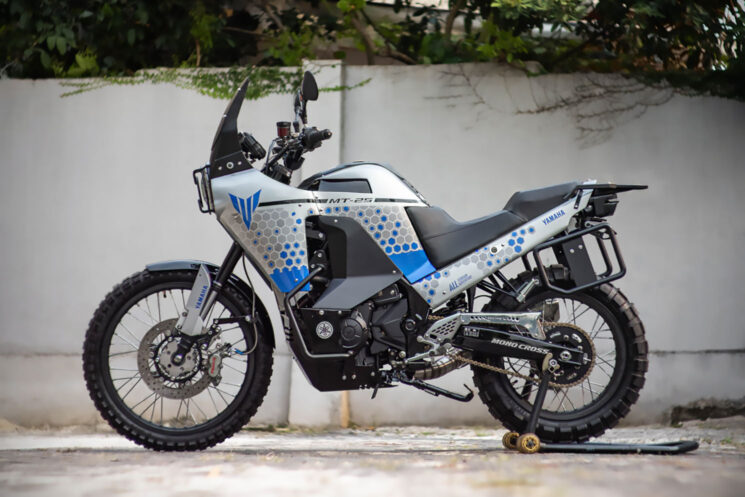 Vélo d'aventure Yamaha MT-25 par Batakastem Workshop