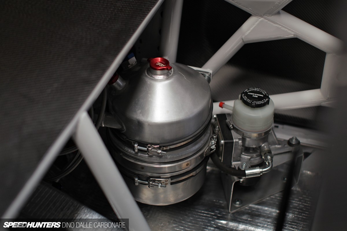 Brill-Acier-S14-V8-16