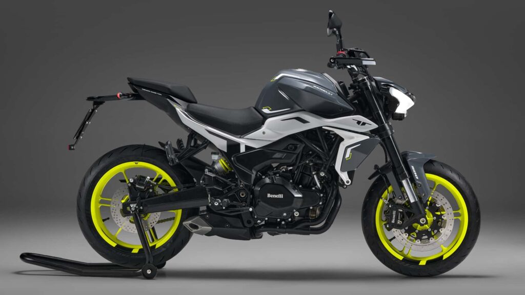 Benelli retire les couvertures du Tornado Naked Twin 500 à l’EICMA 2023