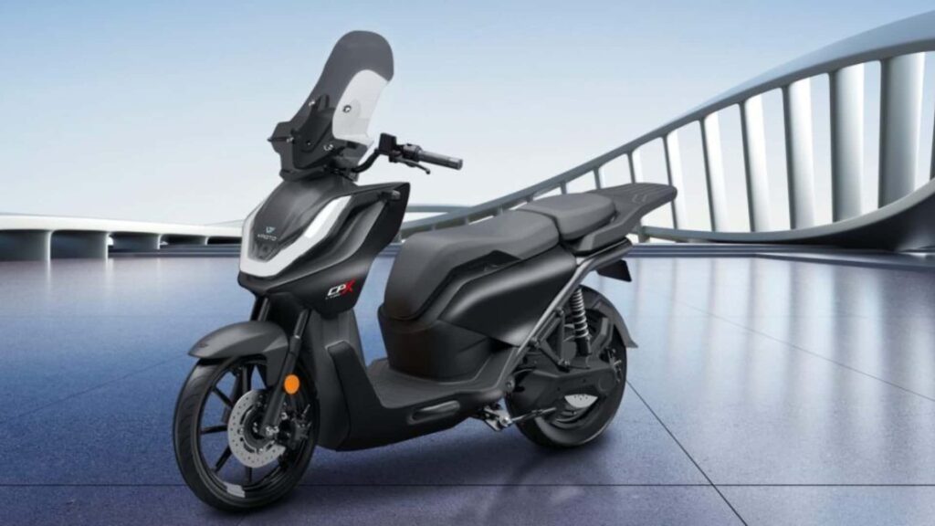 VMoto entre sur la scène des scooters d'aventure avec CPx Explorer