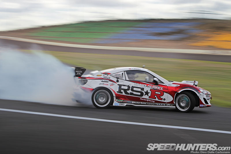 In The Thunderdome: The Rs-r 86&nbsp;Debut