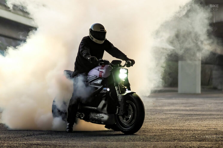 LiveWire ONE personnalisé par JVB-moto