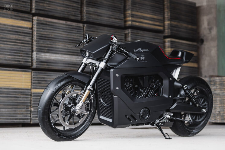 Montres Indian Scout personnalisées de Blacktrack Motors et Bell & Ross