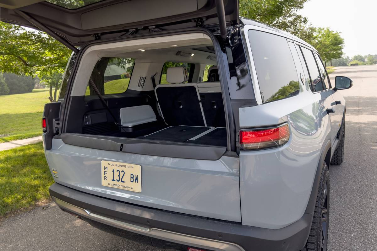 Rivian R1S 2023 |  Photo Wash wash par Aaron Bragman