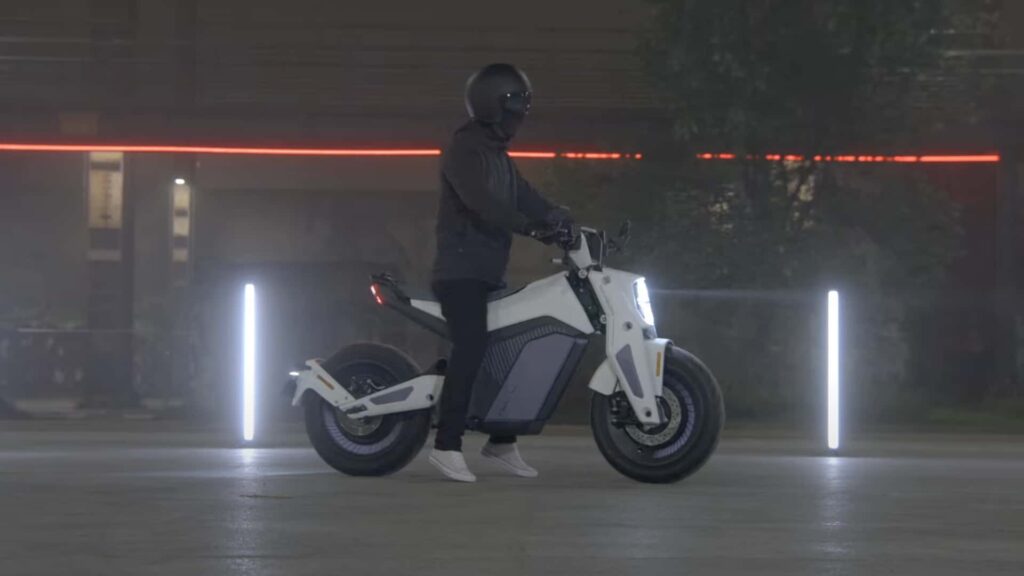 Ce mini-vélo électrique veut ajouter un peu d'excitation à vos déplacements quotidiens