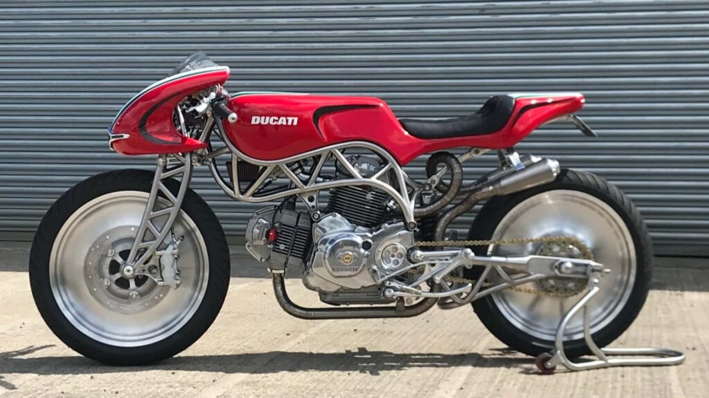 Cette Ducati 600 Special personnalisée unique est à la recherche d’une nouvelle maison