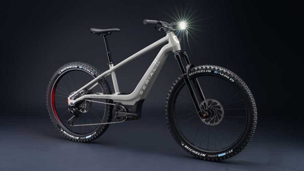 La société de vélos électriques Serial 1 est rachetée par LEV Manufacturing, basée en Floride
