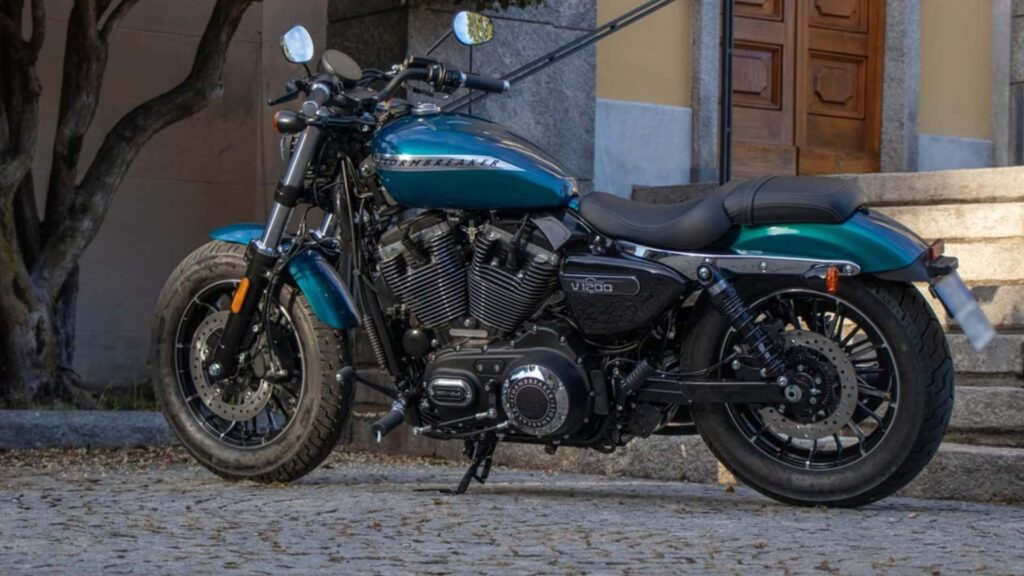 Le SWM Stormbreaker est-il un clone pur et simple de Harley Sportster 1200 ?