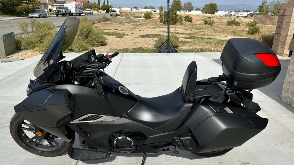 Placez une offre sur cette nouvelle Honda NM4 2018