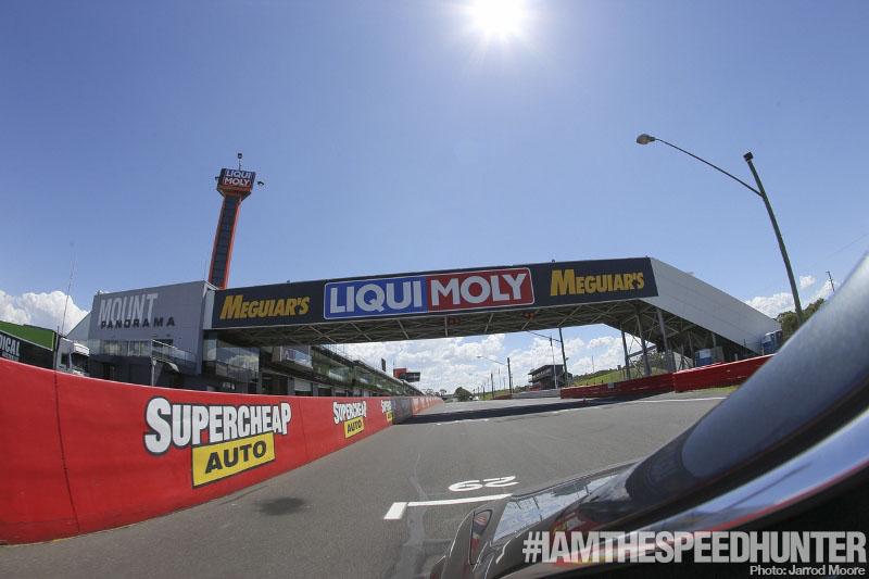 2013, Liquid Molly, Bathurst 12 hour race, held at Mt Panaroma race circuit, Bathurst, NSW
