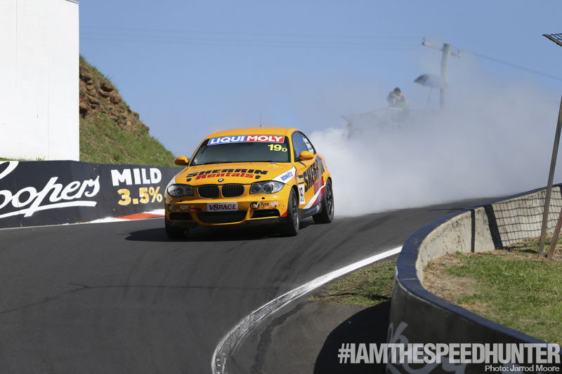 2013, Liquid Molly, Bathurst 12 hour race, held at Mt Panaroma race circuit, Bathurst, NSW