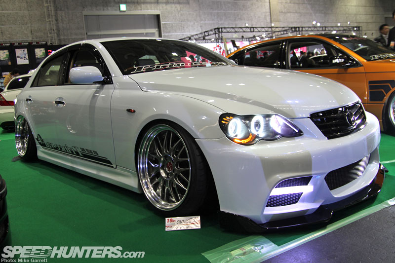 Osaka-Auto-Messe-13-16