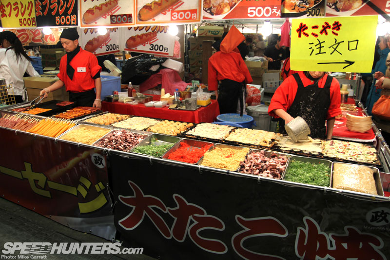 Osaka-Auto-Messe-13-14