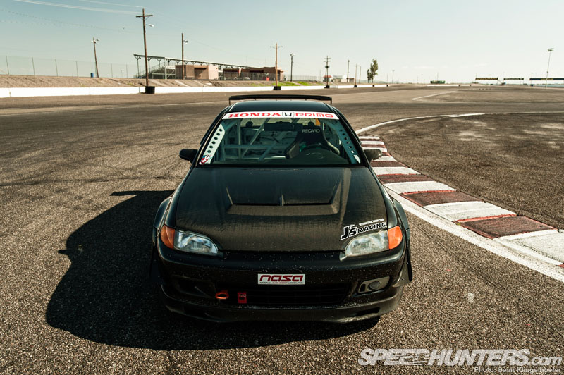 The Caged Beast: Phil Robles’ Wide Civic