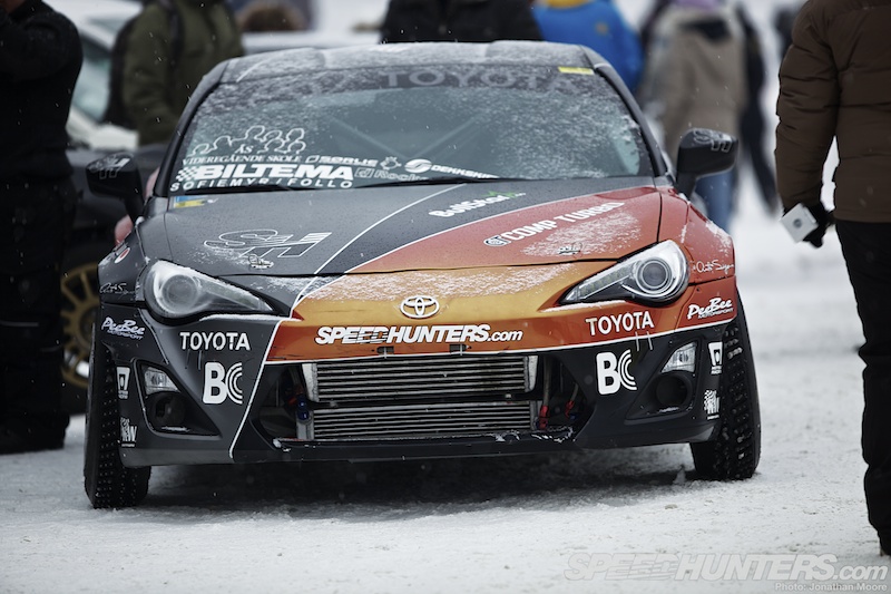 Gatebil on ice