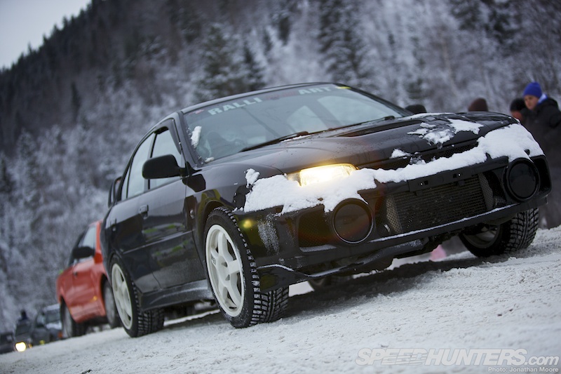 Gatebil on ice