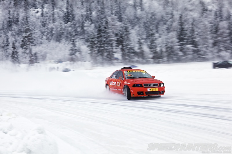 Gatebil on ice