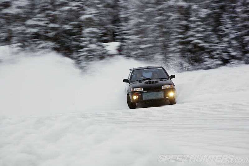 Gatebil on ice