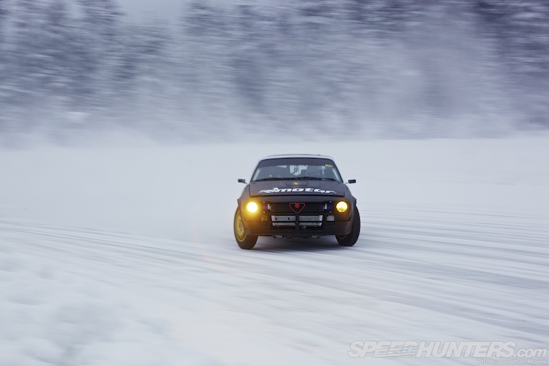 Gatebil on ice