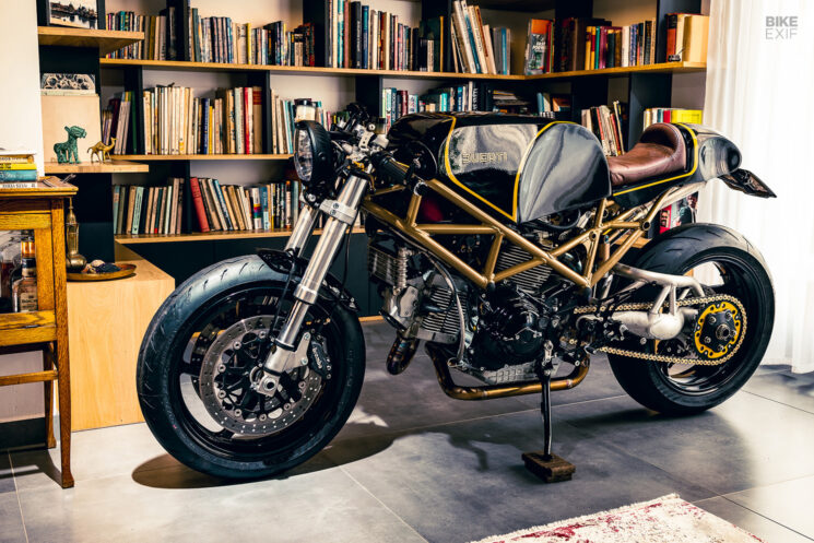 Ducati Monster S2R 1000 personnalisée par Gas & Oil