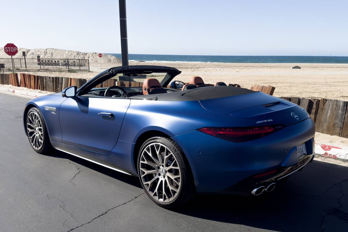 Mercedes-AMG SL 43 2024 |  Photo Wash wash par Aaron Bragman