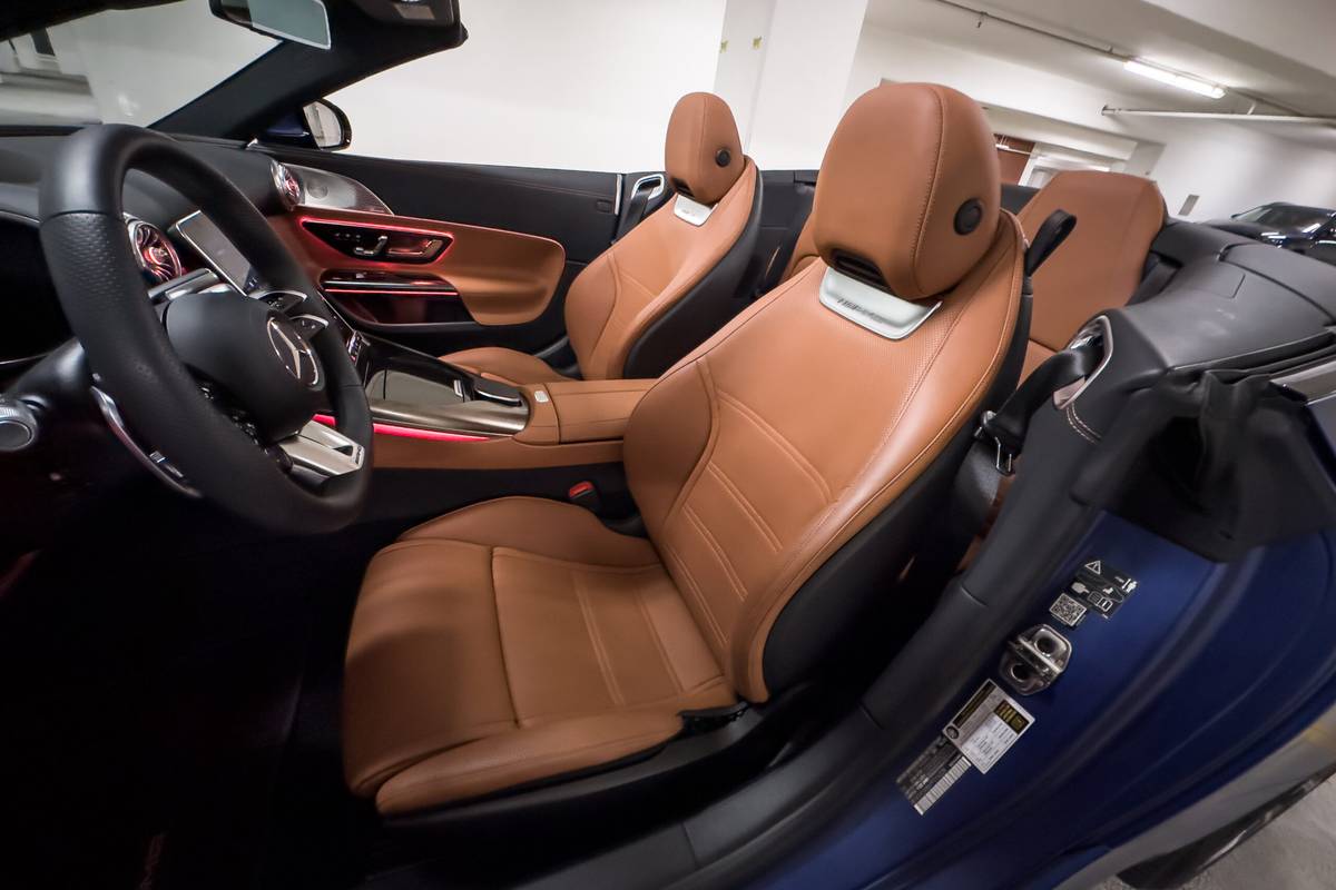 Mercedes-AMG SL 43 2024 |  Photo Wash wash par Aaron Bragman