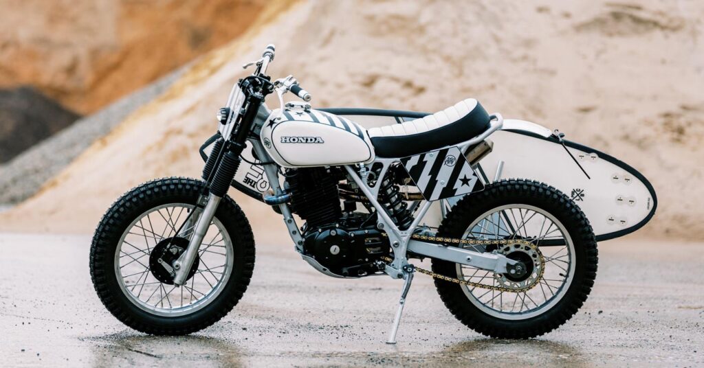 Beach Bum : Un Scrambler Honda XL 500 décontracté par AMP Motorcycles