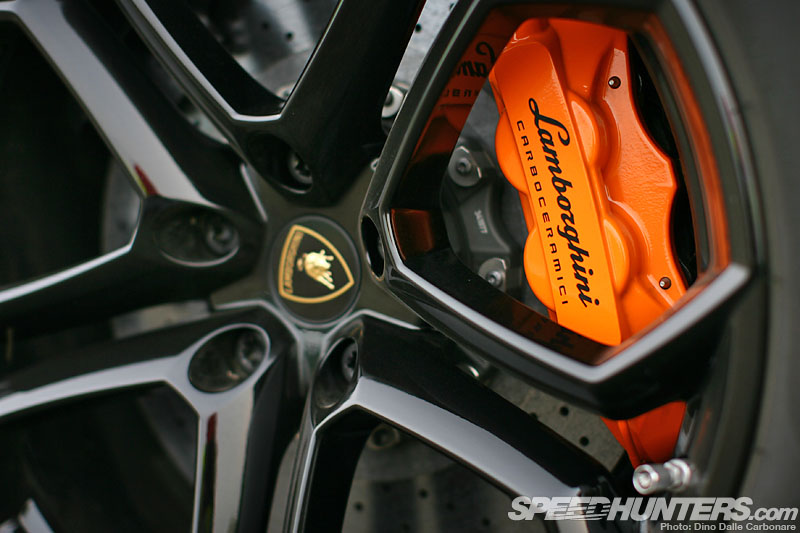 Aventador-28