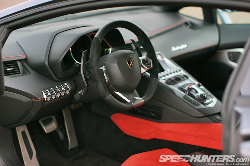 Aventador-17