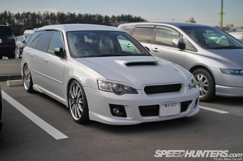 Tokyo-Auto-Salon-2013-Parking-Lot-21
