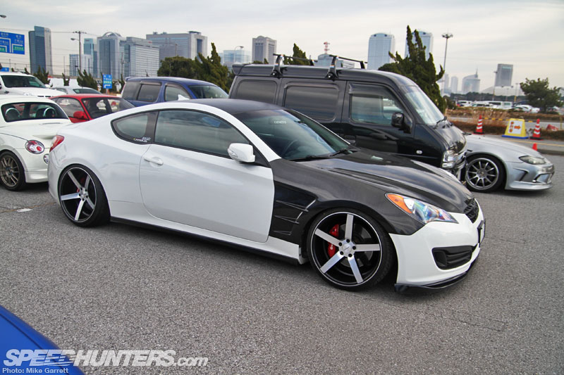 Tokyo-Auto-Salon-2013-Parking-Lot-15