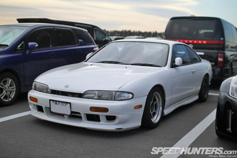 Tokyo-Auto-Salon-2013-Parking-Lot-11