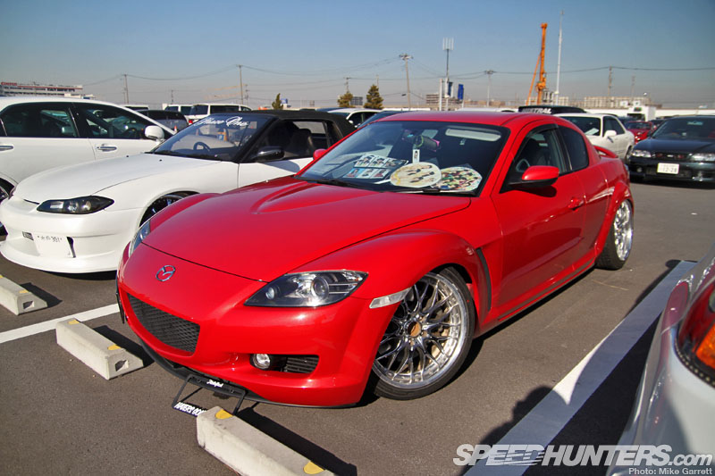 Tokyo-Auto-Salon-2013-Parking-Lot-03