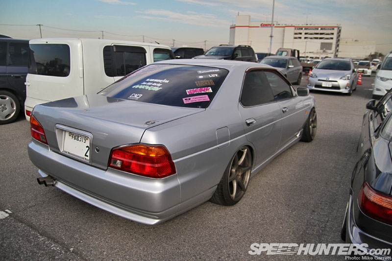 Tokyo-Auto-Salon-2013-Parking-Lot-29
