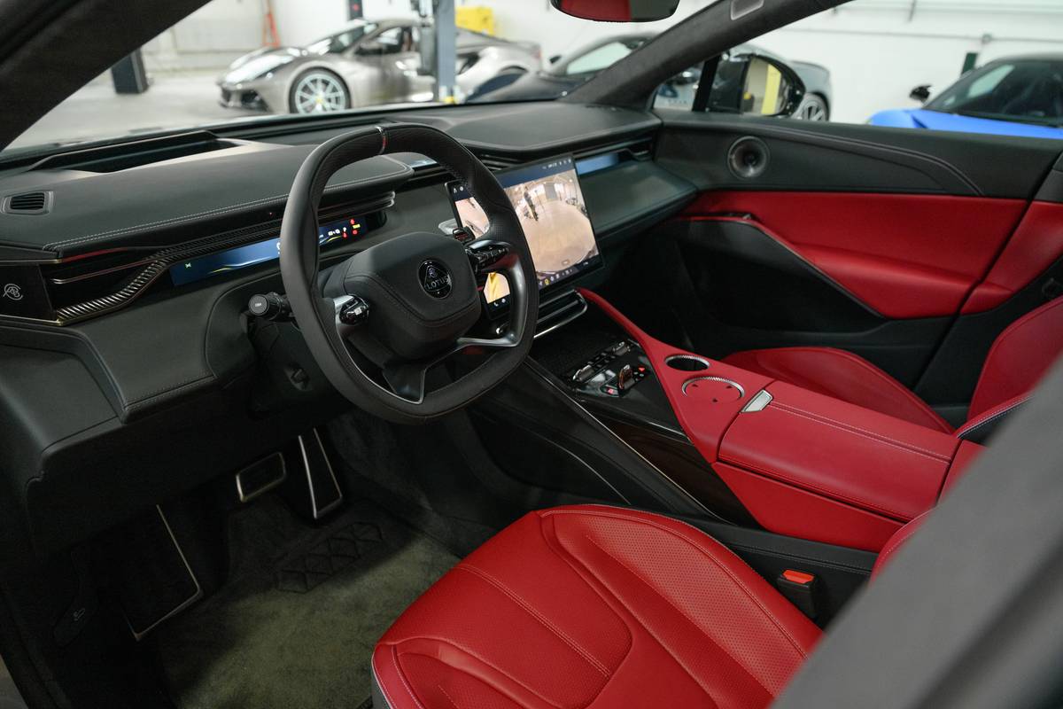 Lotus Eletre R 2024 | Photo Wash wash par Steven Pham
