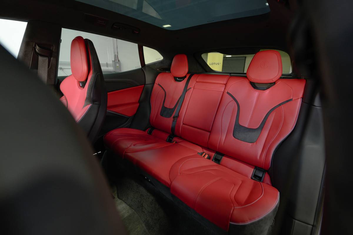 Lotus Eletre R 2024 | Photo Wash wash par Steven Pham