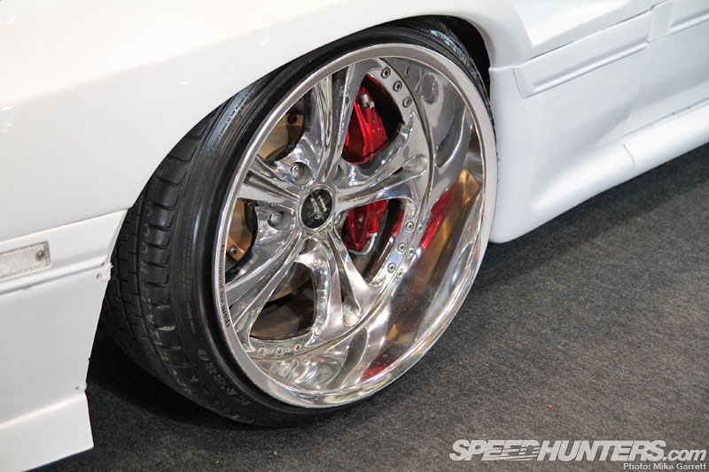Tokyo-Auto-Salon-2013-Spotlights-Mike-07