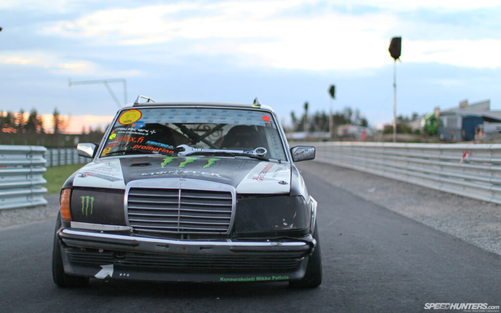 Diesel Fury: The Black Smoke 300td&nbsp;Wagon