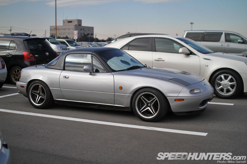 Tokyo-Auto-Salon-2013-Lot-15