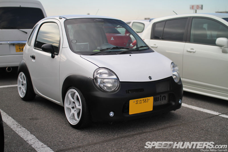 Tokyo-Auto-Salon-2013-Lot-21