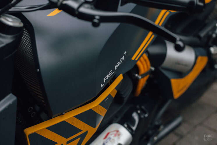 Fusil de chasse Royal Enfield 650 personnalisé pour le film The Kitchen