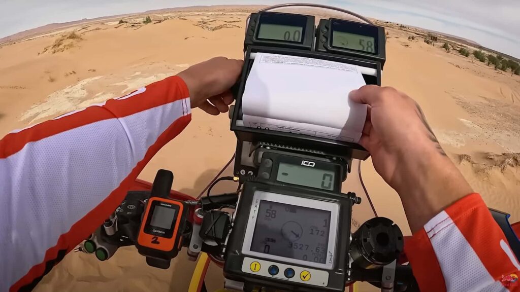 Comment lire un roadbook du rallye Dakar, de toute façon ?