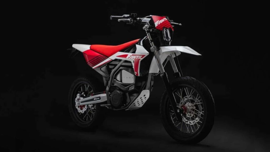 Souhaitez-vous conduire une supermoto électrique comme la Fantic Motard-EV ?