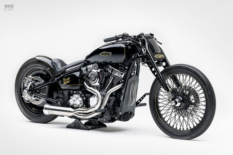 Harley Softail personnalisé par One Way Machine