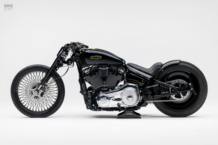 Harley Softail personnalisé par One Way Machine