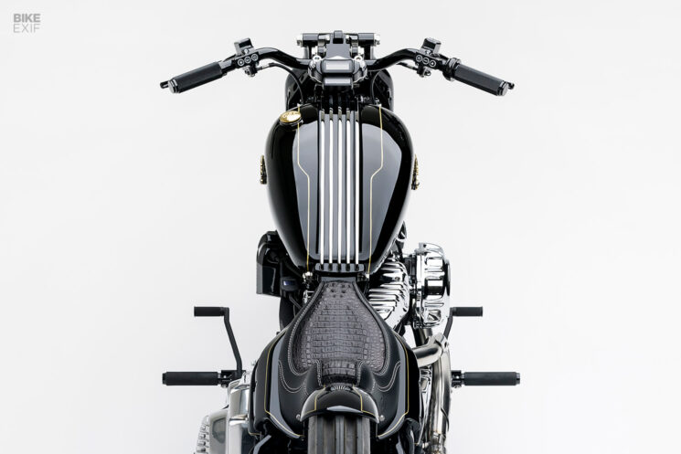 Harley Softail personnalisé par One Way Machine