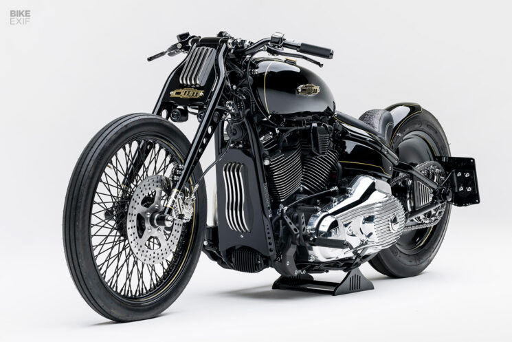 Harley Softail personnalisé par One Way Machine